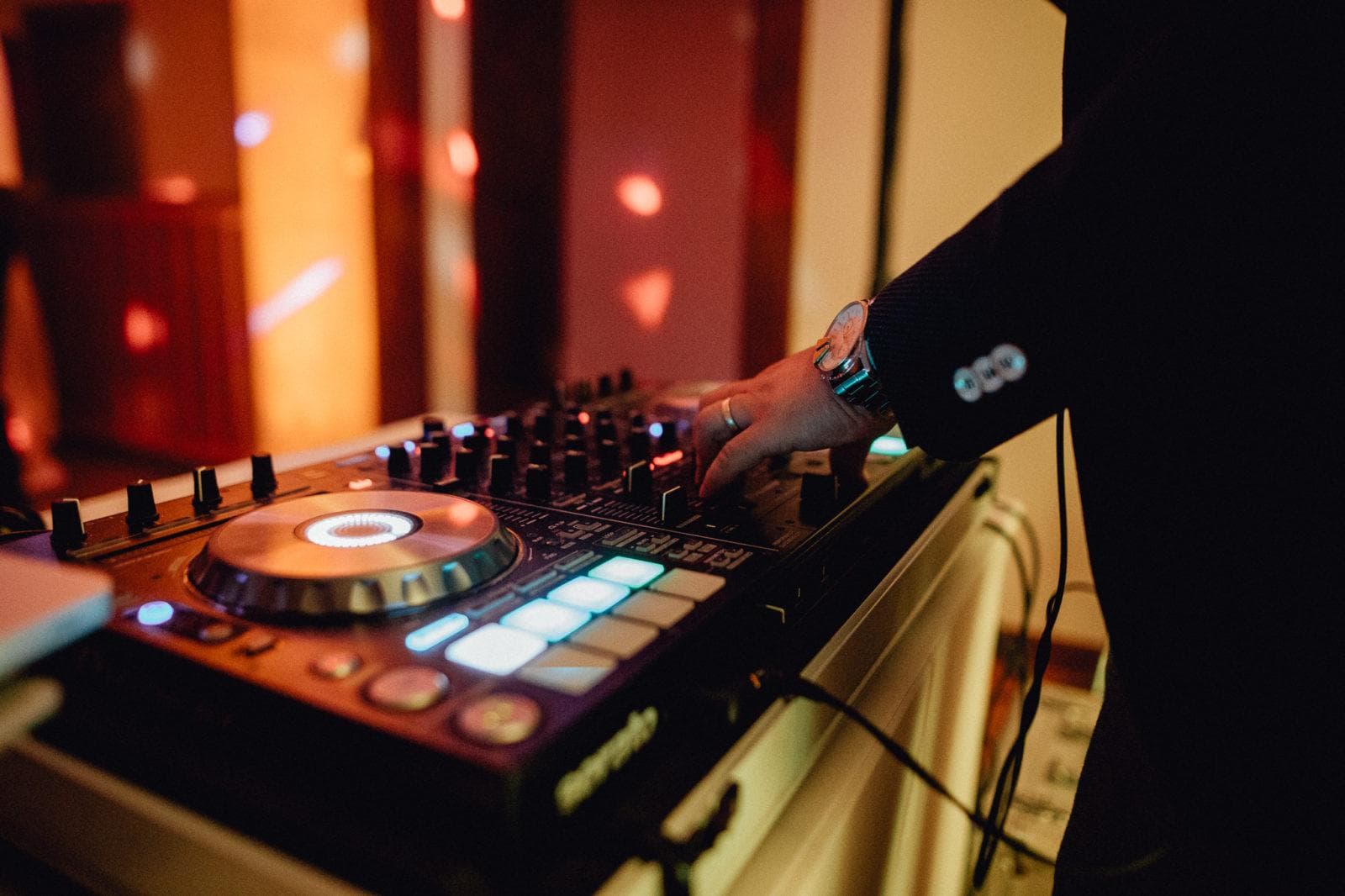 Ako vybrať správneho DJ na svadbu?