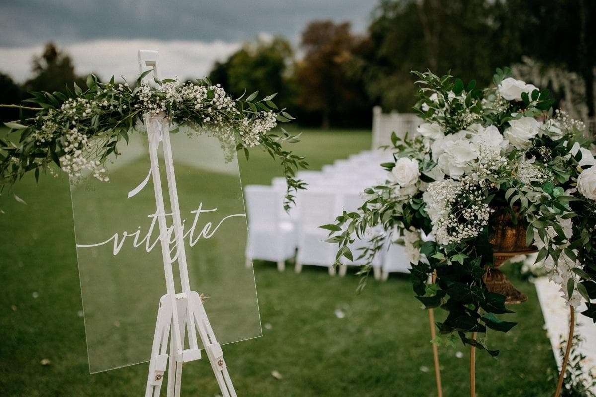 Kvetinová svadobná výzdoba podľa obdobia