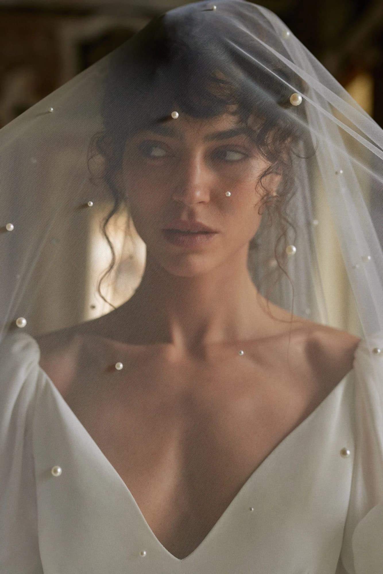 Svadobné šaty: Trendy pre zimnú nevestu